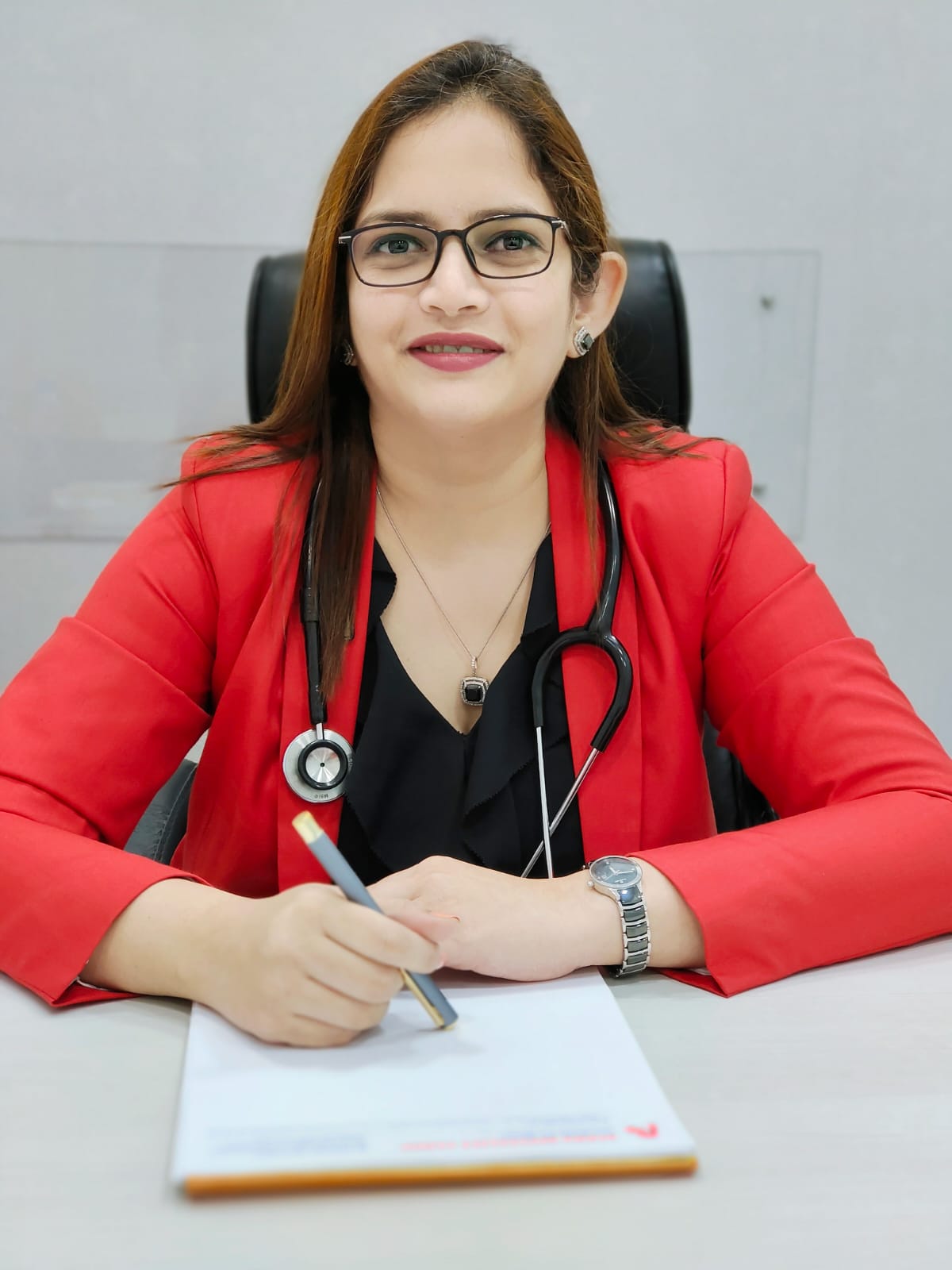 DR.DEEPALI SWAPNIL KAPOTE