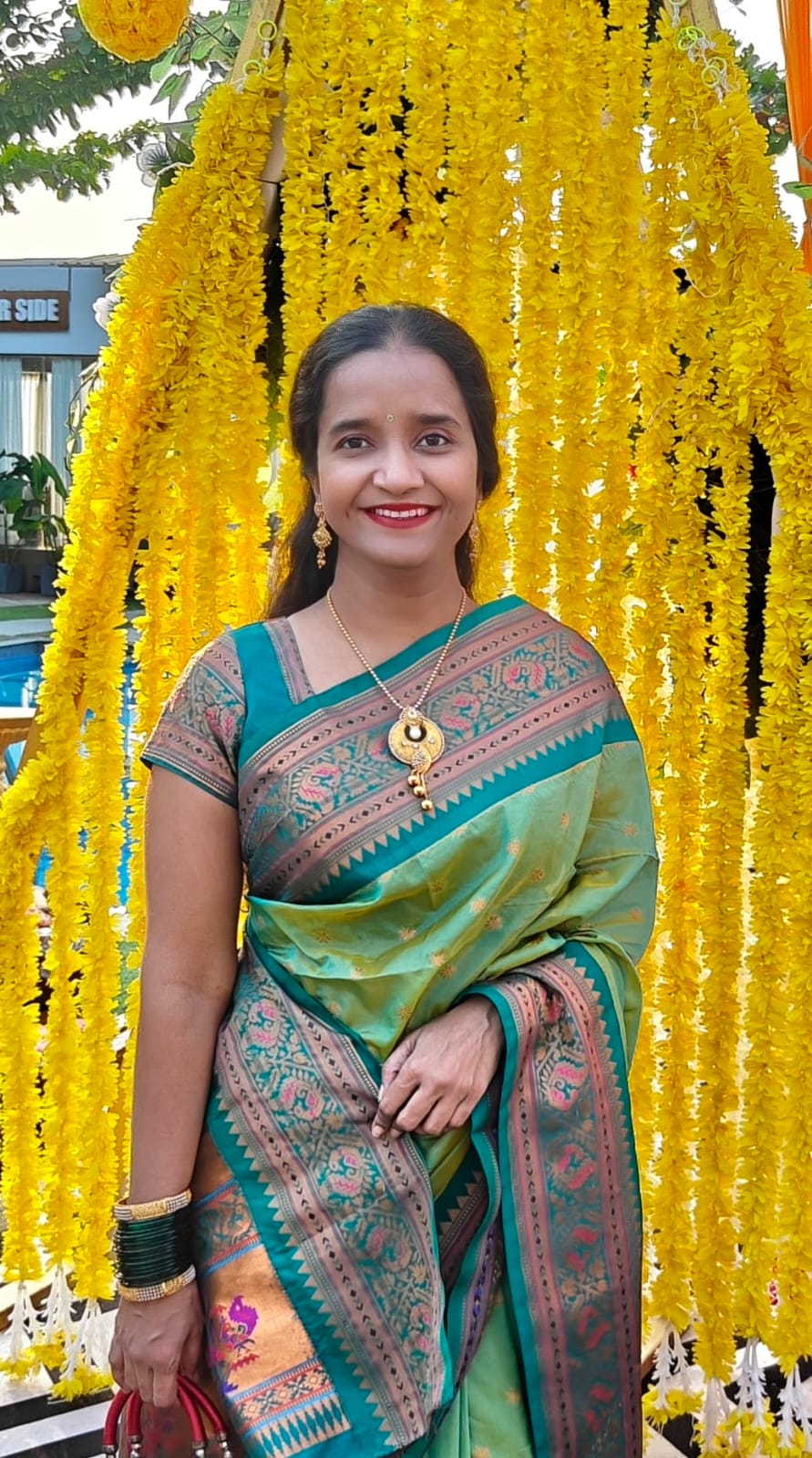 Dr Nilam D Virkar