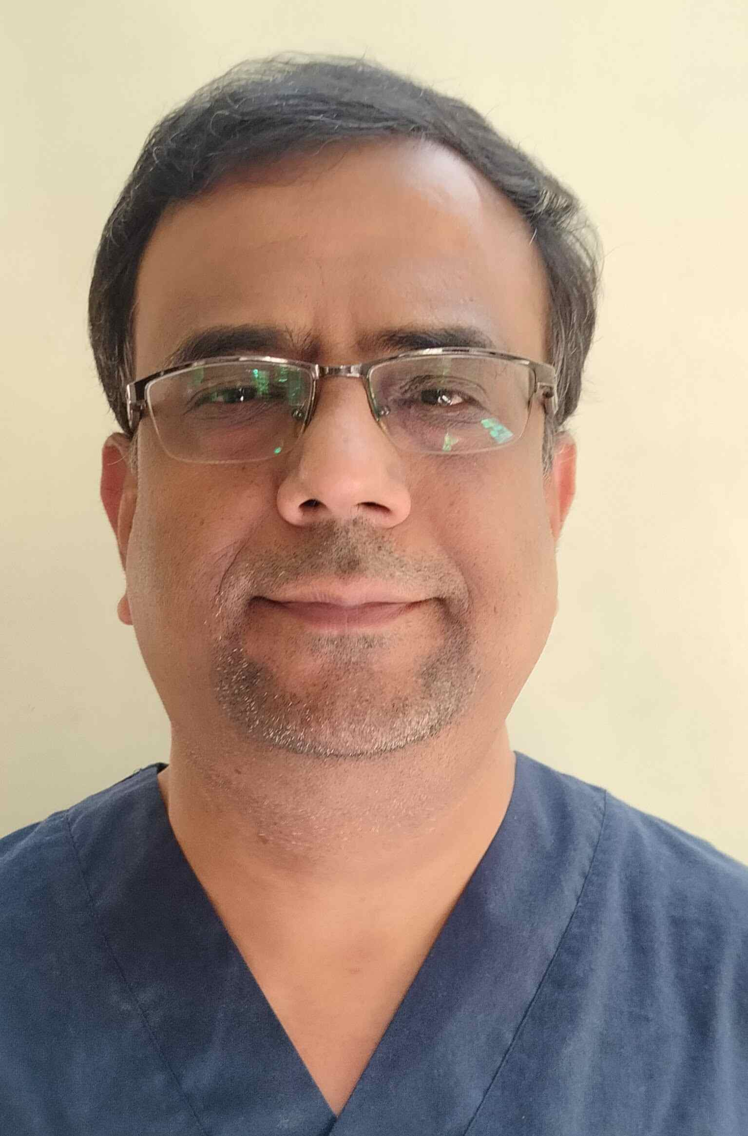 Dr Manish Bhagwandas Kotwani
